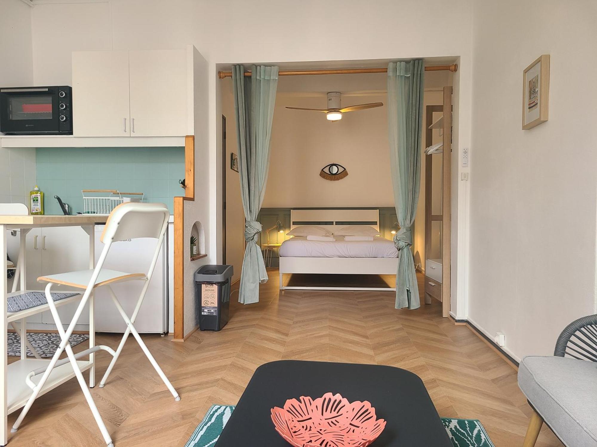 Appartement Cosy Et Calme - Centre Historique Montpellier Buitenkant foto